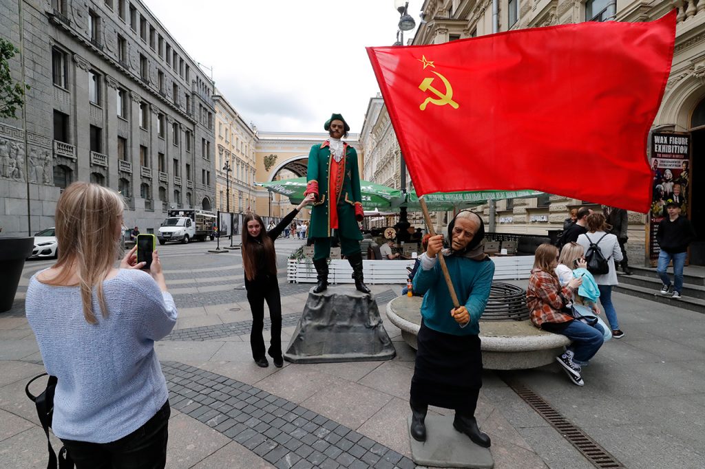 «Представление о том, что мы как общество прогрессируем, — миф»