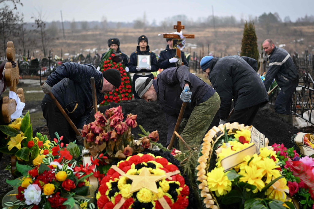 «Деревня осталась без рук»