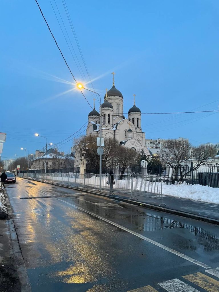 На отпевание Навального могут пустить только родственников