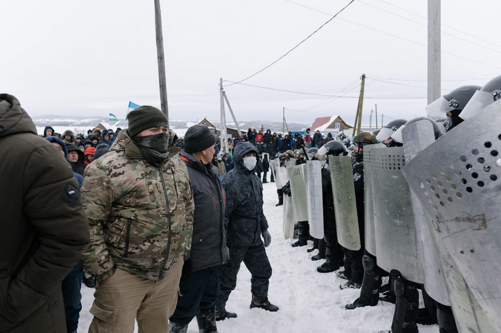 Противостояние с силовиками на народном сходе в городе Баймак, 17 января 2024 года